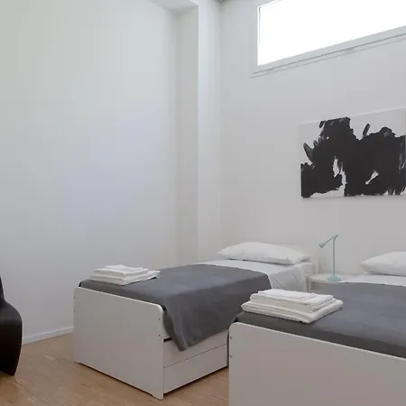 Ac Apartment *